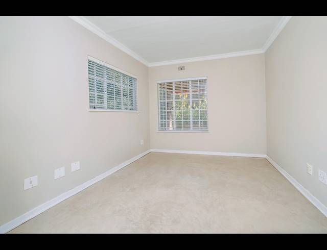 1 BEDROOM RETIREMENT UNIT FOR SALE IN BRYANSTON